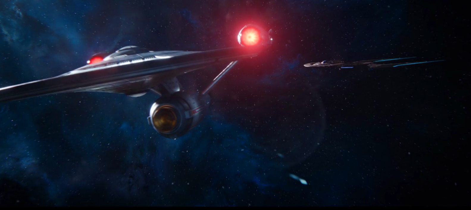 Die Enterprise und die Discovery in "Such Sweet Sorrow" (Szenenfoto: CBS).