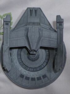 Rezension: “Discovery – Official Starships Collection 15: U.S.S. Edison” 5