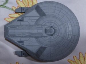 Rezension: “Discovery – Official Starships Collection 15: U.S.S. Edison” 1