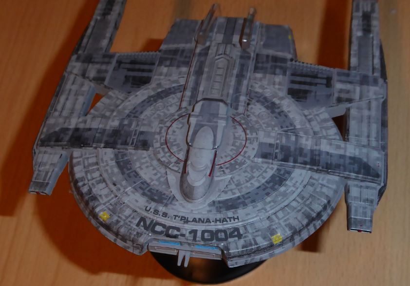 Rezension: “Discovery – Official Starships Collection 17: U.S.S. T'Plana-Hath" 3